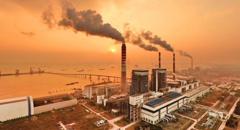 Căn cứ tổng hạn ngạch phát thải khí nhà kính được Thủ tướng Chính phủ phê duyệt, Bộ Nông nghiệp và Môi trường phân bổ hạn ngạch cho các cơ sở trước ngày 31/12/2025. Ảnh minh họa.
