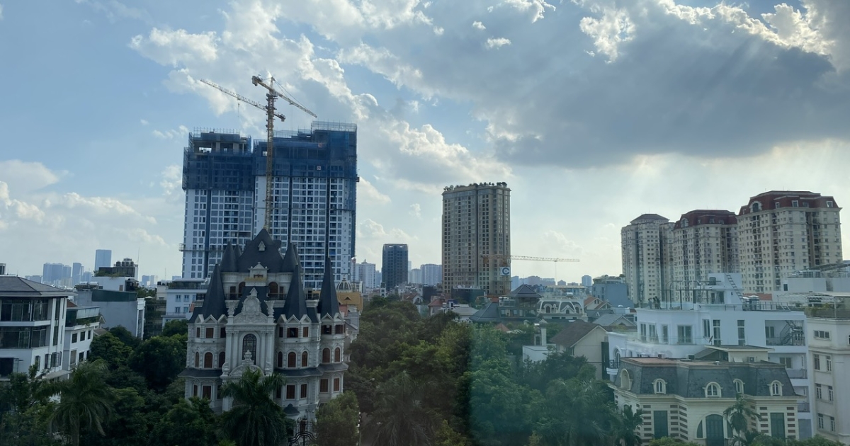 Giá nhà tiếp tục "neo" cao gây ra nhiều lo ngại