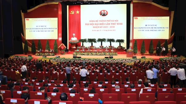 Bầu 75 đồng chí vào Ban Chấp hành Đảng bộ thành phố Hà Nội khóa XVIII