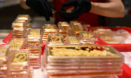 Giá vàng vượt 4.200 USD/oz, SPDR Gold Trust tiếp tục mua ròng