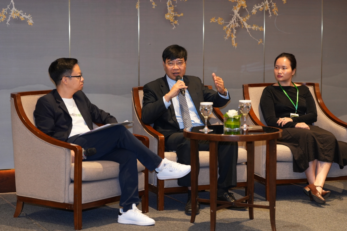 Đại tá, TS. Nguyễn Hồng Quân phát biểu tại hội thảo.&nbsp;