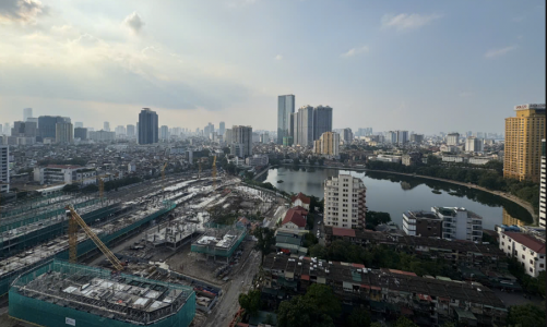 Tìm lời giải cho bài toán giảm giá nhà