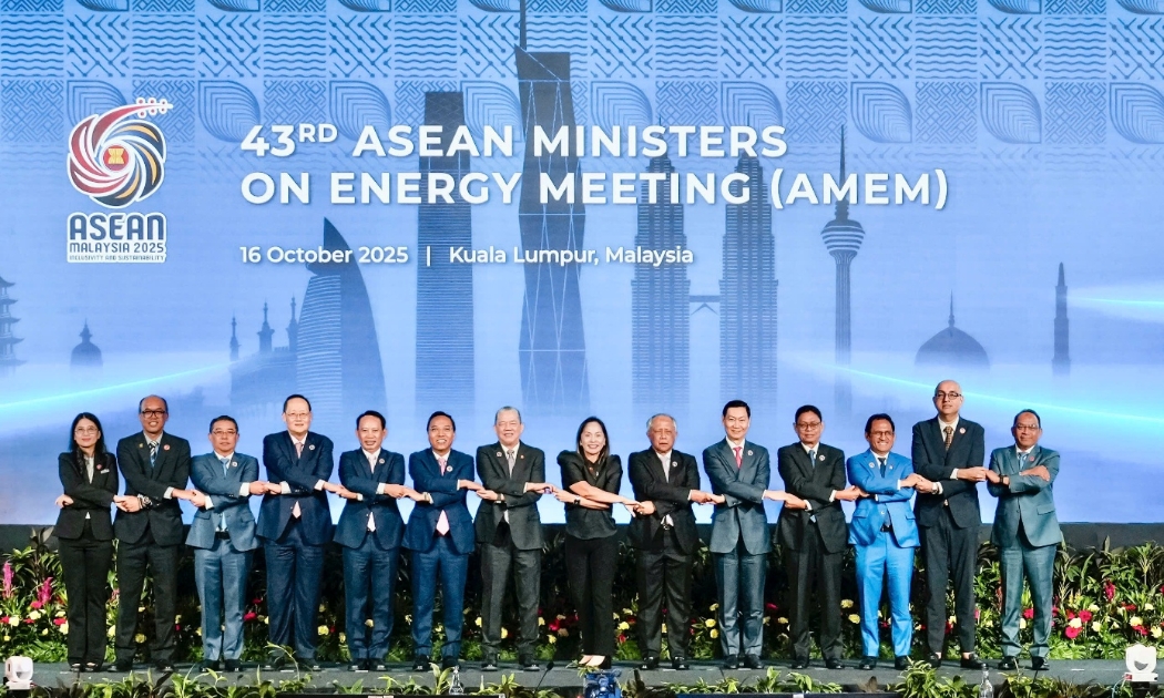 Các Bộ trưởng Năng lượng ASEAN và lãnh đạo các tổ chức hợp tác năng lượng ASEAN tại AMEM 43. Ảnh: moit.gov.vn