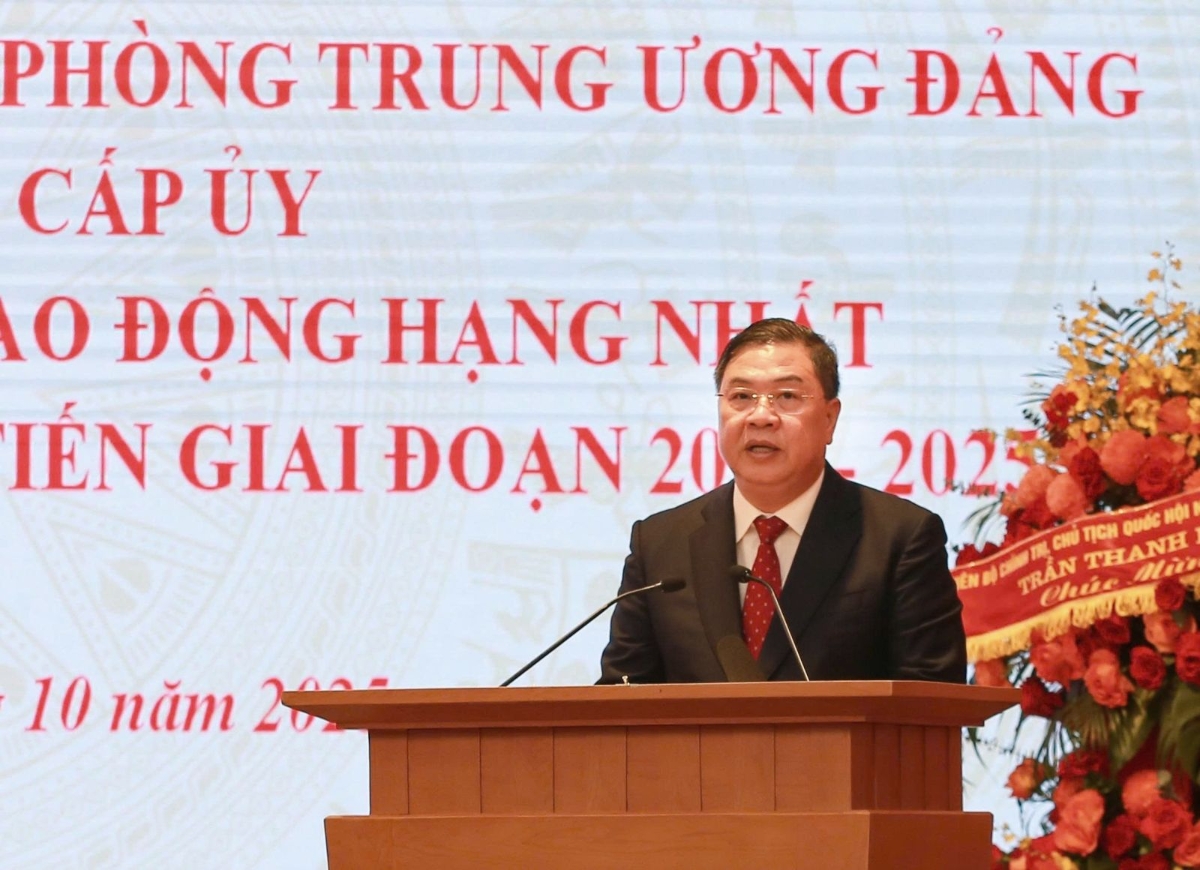 Uỷ&nbsp;viên Trung ương Đảng, Chánh Văn phòng Trung ương Đảng Phạm Gia Túc trình bày Diễn văn kỷ niệm.