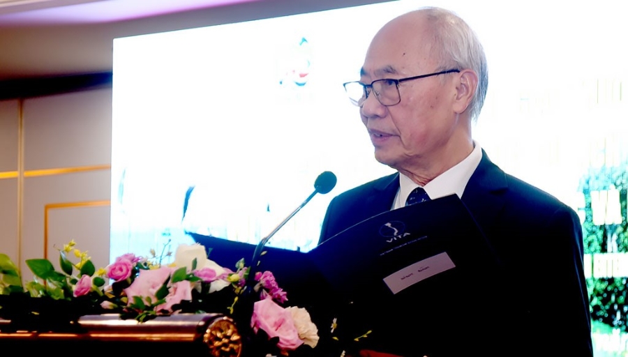 Ông Vũ Thế Bình, Chủ tịch Hiệp hội Du lịch Việt Nam phát biểu tại Chương trình. Ảnh: Minh Đường