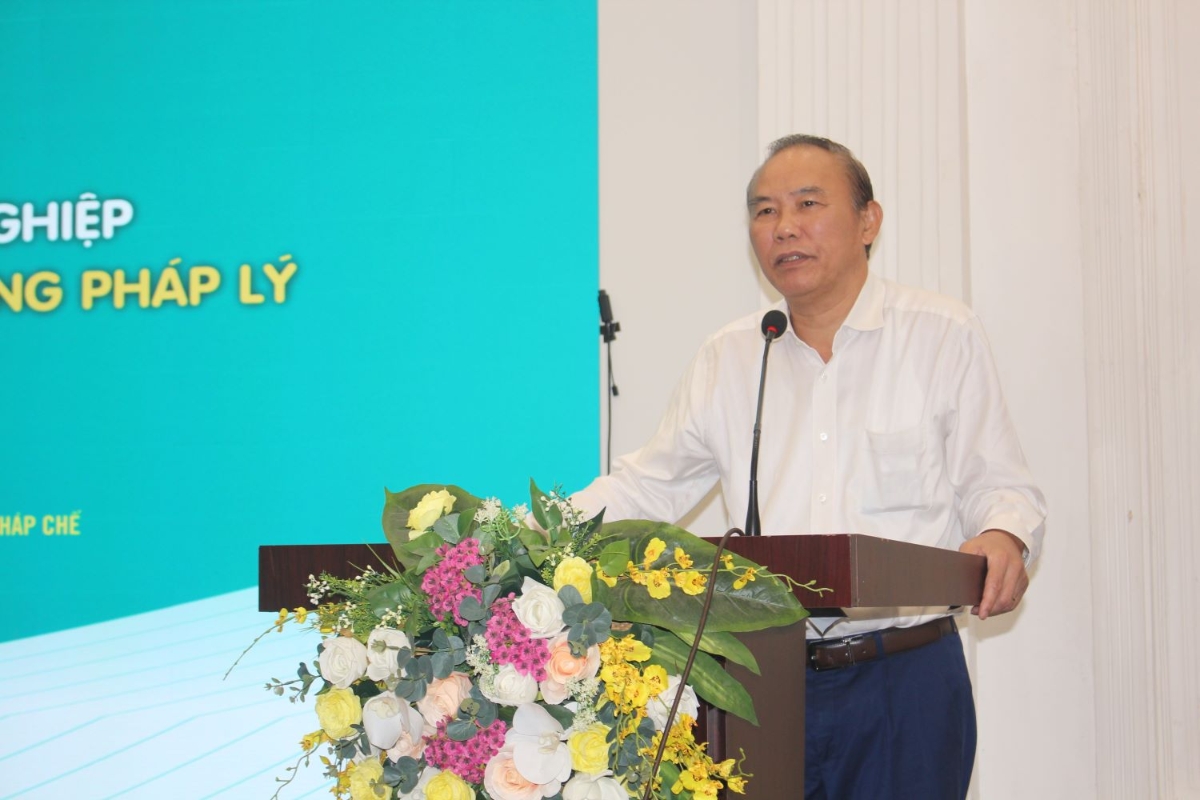 Thứ trưởng Phùng Đức Tiến: Khoa học công nghệ đóng góp khoảng 30% giá trị gia tăng toàn ngành nông nghiệp. Ảnh Chu Khôi.