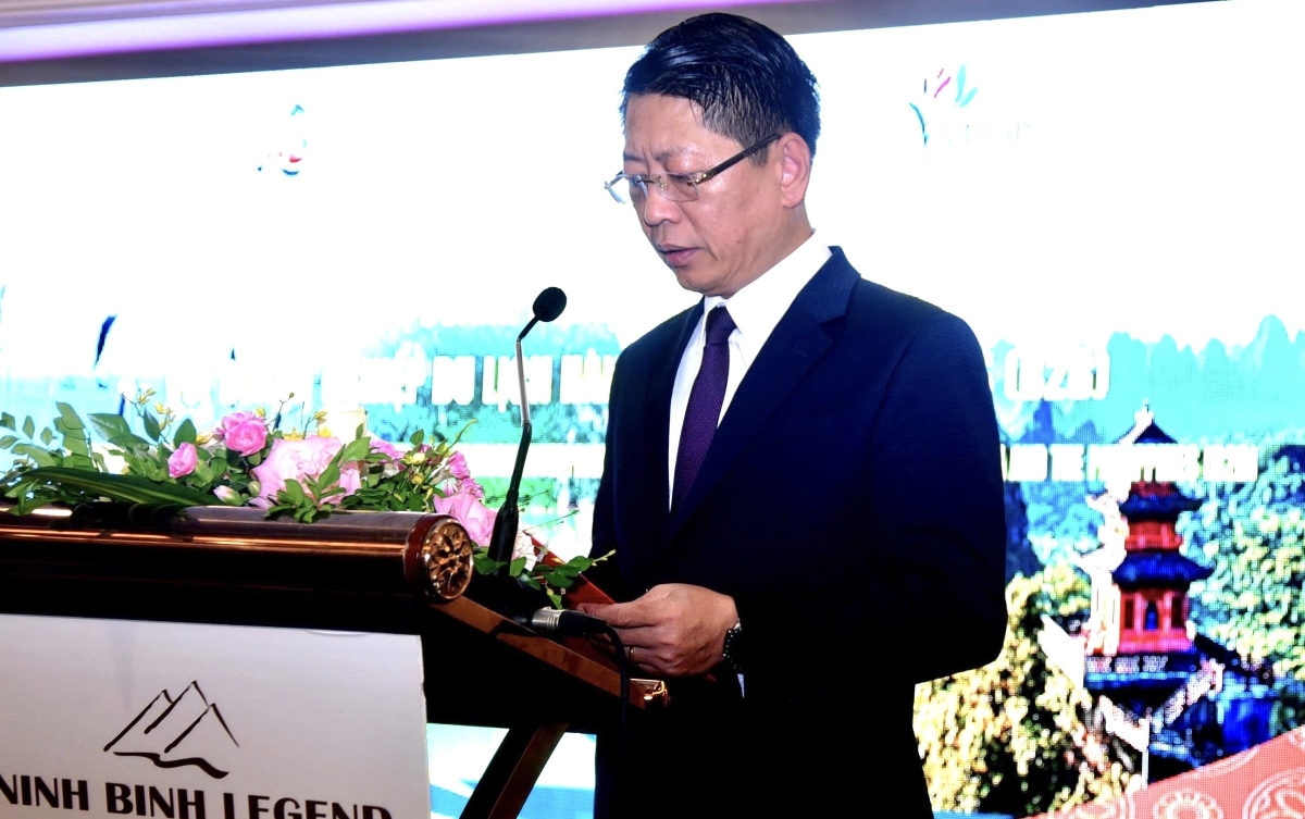 Ông Trần Song Tùng - Phó Chủ tịch UBND tỉnh Ninh Bình phát biểu tại chương trình.