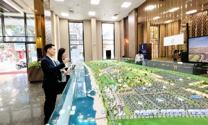 Thị trường bất động sản Việt Nam đang trải qua một giai đoạn chuyển mình mạnh mẽ nhờ vào sự bùng nổ của ứng dụng chuyển đổi số