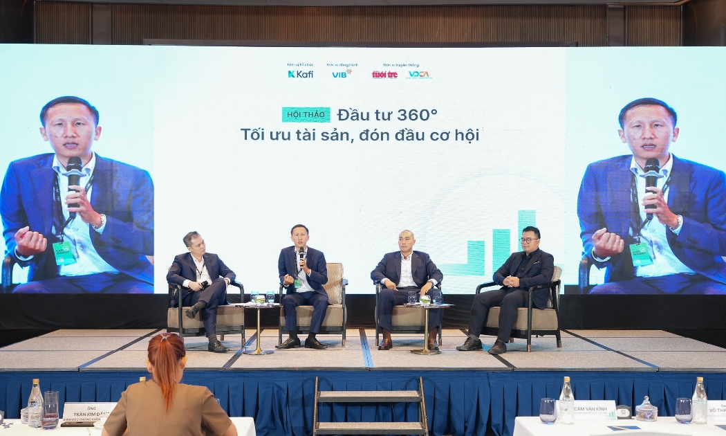 Các diễn giả, chuyên gia tại hội thảo Kafi Insight 2025 với chủ đề “Đầu tư 360° – Tối ưu tài sản, đón đầu cơ hội”, ngày 18/10.