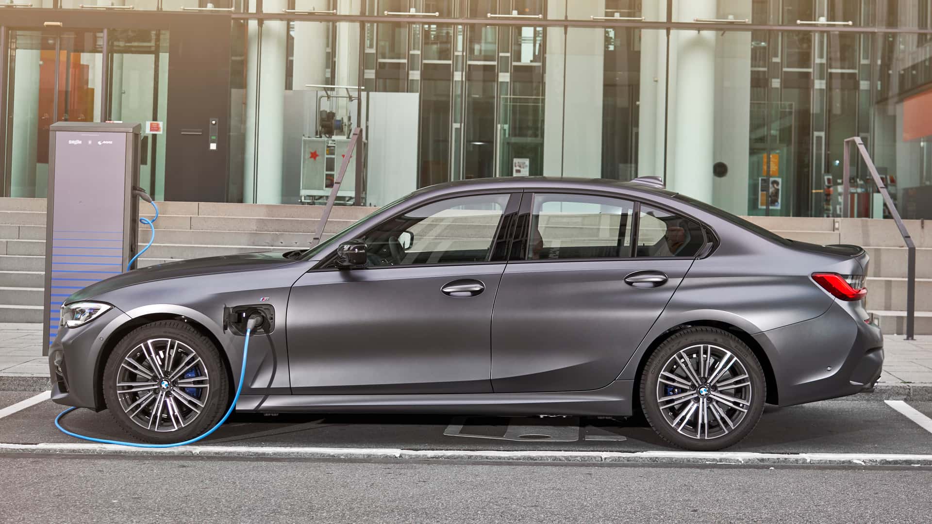 xe PHEV giảm phát thải khí nhà kính