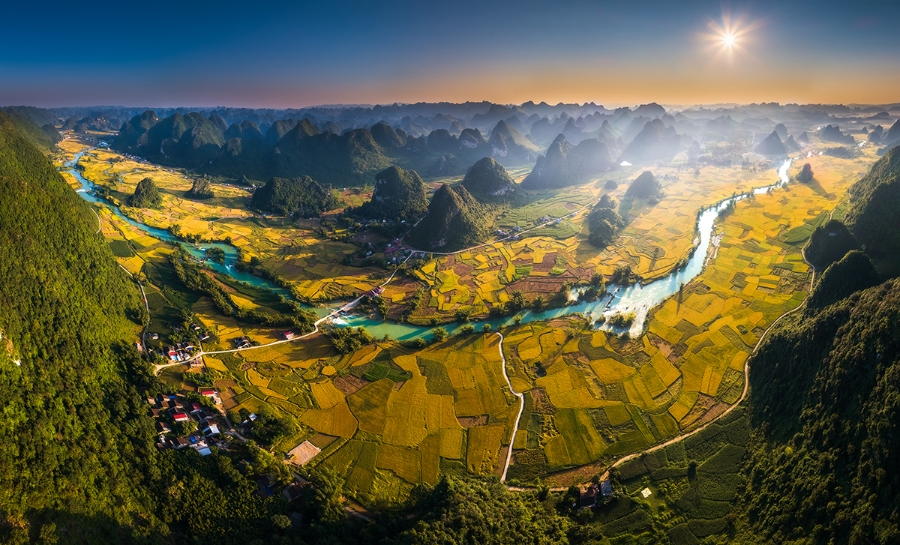 Việt Nam là đất nước có núi chiếm tới ¾ diện tích.