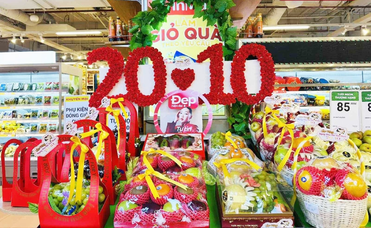 Các siêu thị&nbsp;giới thiệu loạt sản phẩm theo hướng “thiết thực – an toàn – ý nghĩa”.