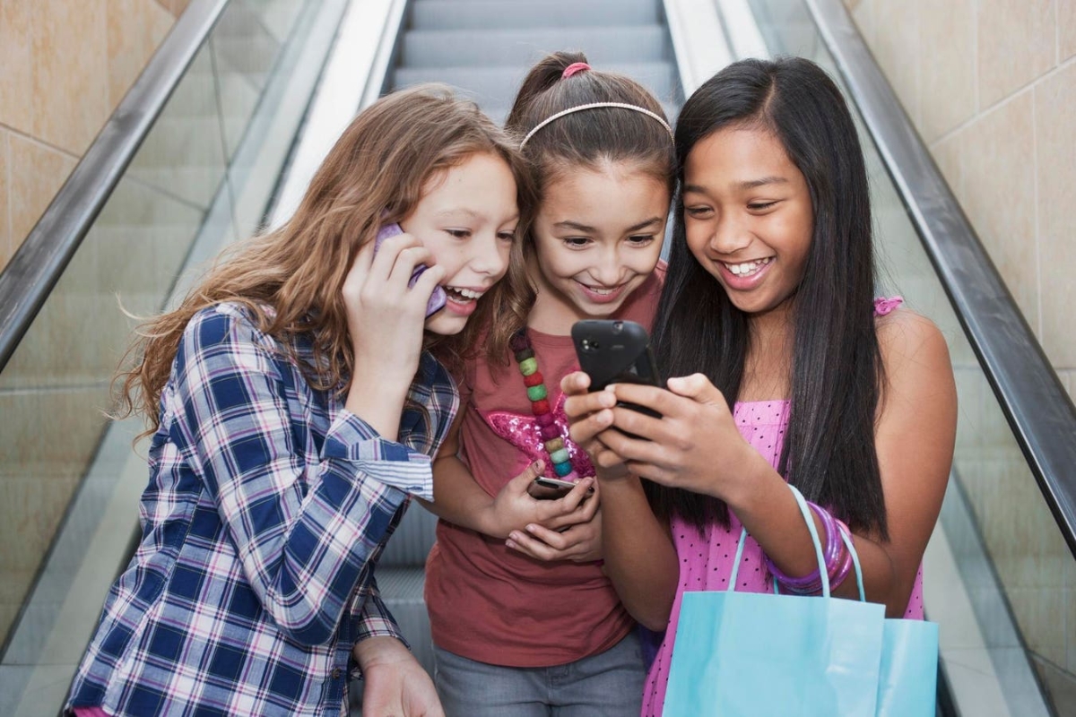 Thế hệ Alpha đã thể hiện sức mạnh chi tiêu của mình từ rất sớm, khi thể hiện rõ sở thích với các sản phẩm “người lớn” ngay cả trước khi bước vào trung học.