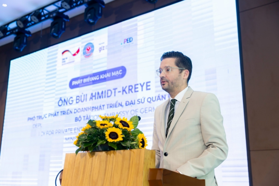 Ông Jens Schmid-Kreye, Phó Trưởng phòng Hợp tác phát triển, Đại sứ quán Đức