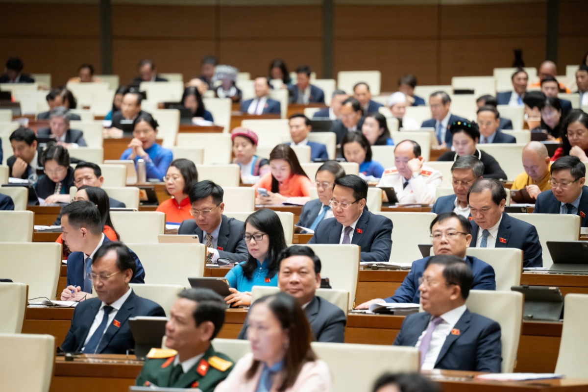 Các đại biểu Quốc hội tham dự kỳ họp.