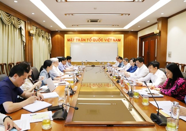 Quang cảnh cuộc làm việc. Ảnh: Mặt trận.