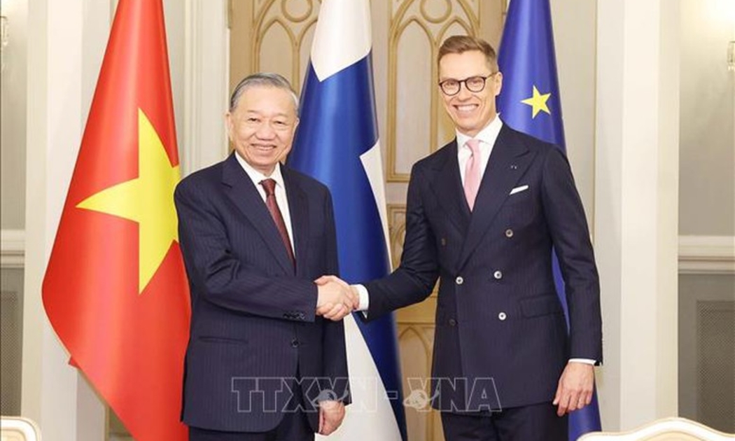 Tổng Bí thư Tô Lâm và Tổng thống Cộng hòa Phần Lan Alexander Stubb sau lễ ký kết các văn kiện hợp tác - Ảnh: TTXVN