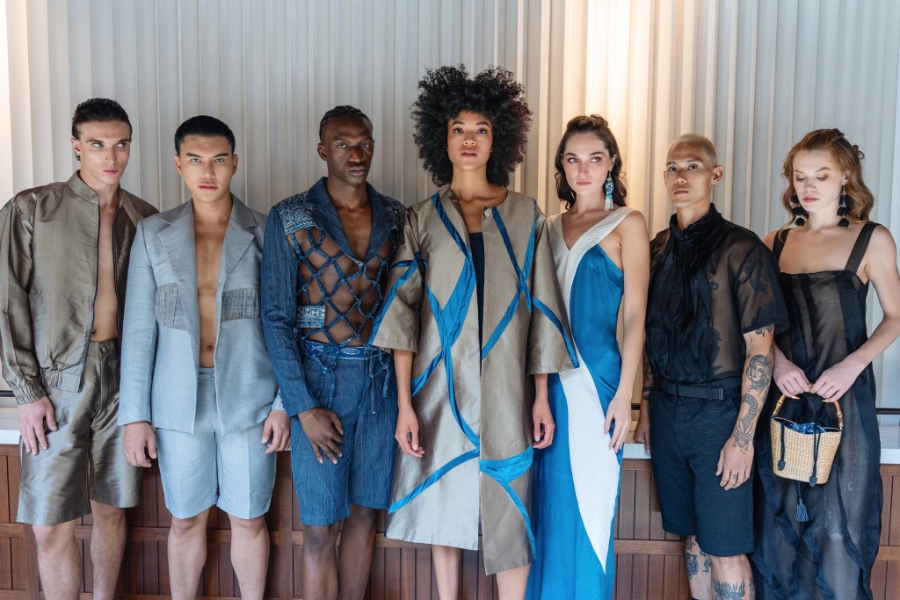 Bộ sưu tập Eternal River của La Phạm tại hậu trường New York Fashion Week 2025.