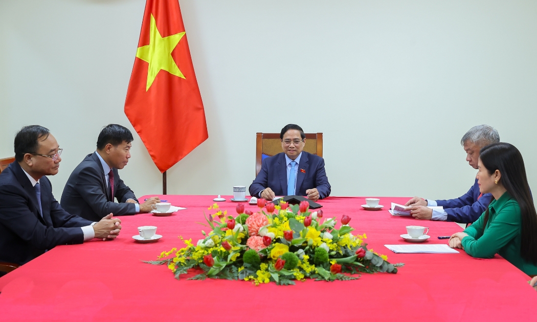 Thủ tướng Chính phủ Phạm Minh Chính điện đàm với Thủ tướng Thái Lan Anutin Charnvirakul. Ảnh: VGP