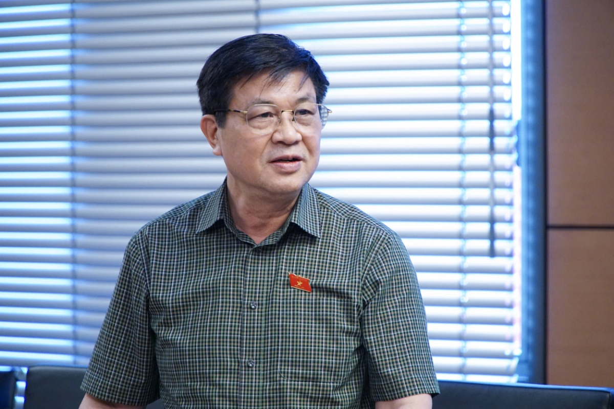 Đại biểu Đỗ Ngọc Thịnh, đại biểu Quốc hội tỉnh Khánh Hoà phát biểu tại buổi thảo luận tổ. Ảnh: Quốc hội.