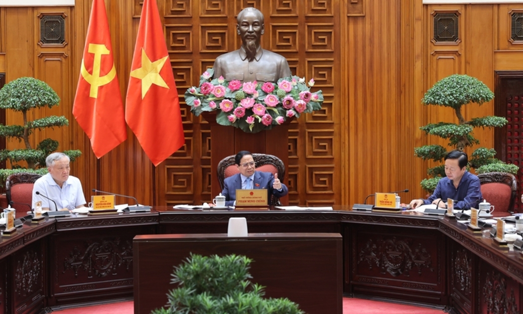 Thủ tướng Phạm Minh Chính chủ trì cuộc họp của Thường trực Chính phủ - Ảnh: VGP