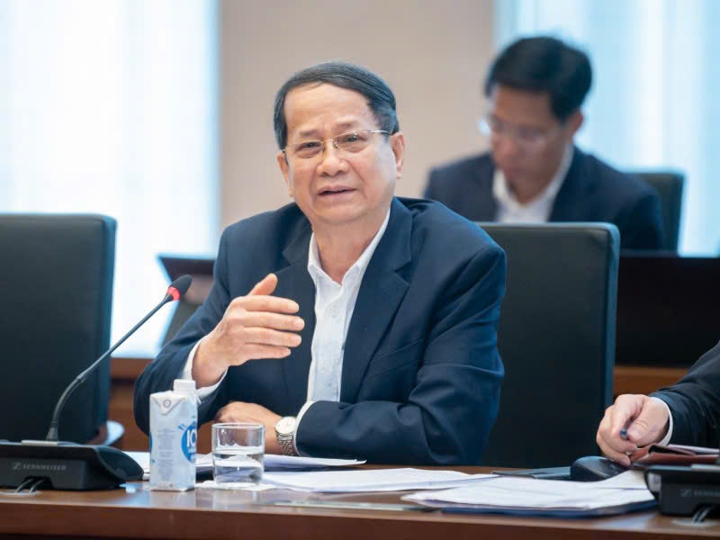 PGS.TS Ngô Trí Long, Nguyên Viện trưởng Viện Nghiên cứu thị trường giá cả - Bộ Tài chính.