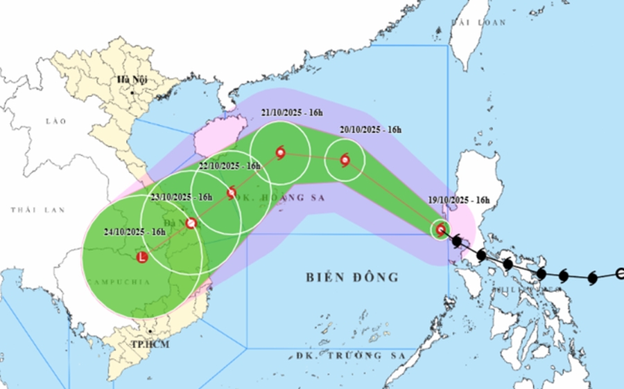 Bão số 12 dự kiến đổ bộ từ Đà Nẵng đến Quảng Ngãi