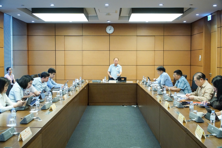 Quang cảnh phiên thảo luận tổ 4. Ảnh: Quốc hội.