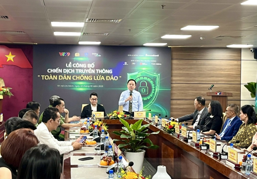 Ông Từ Lương, Giám đốc VTV9, tại buổi phát động chiến dịch truyền thông "Toàn dân chống lừa đảo", chiều 22/10.