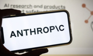 Anthropic được thành lập vào năm 2021 bởi hai anh em Dario Amodei và Daniela Amodei, cùng một nhóm cựu nhân viên OpenAI