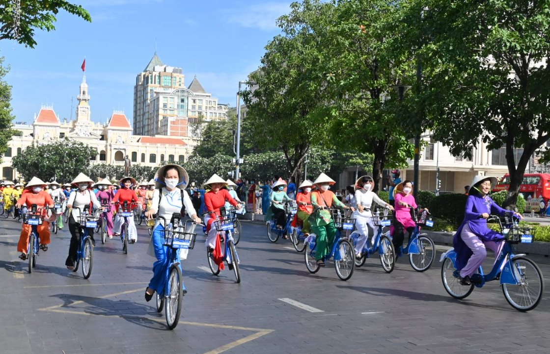 Phát triển giao thông xanh là trụ cột của một đô thị phát thải thấp. Ảnh minh họa