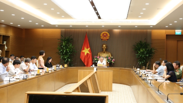 Phó Thủ tướng yêu cầu hoàn thiện mô hình tổ chức Trung tâm tài chính quốc tế