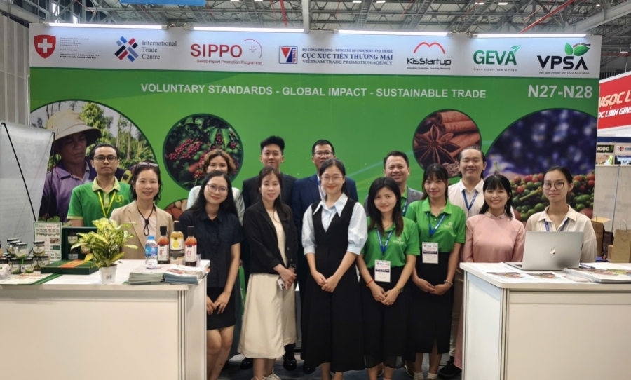Sự xuất hiện của gian hàng GEVA tại Vietnam International Sourcing Expo 2025 đã góp phần thúc đẩy thương mại xanh và mở rộng cánh cửa thị trường quốc tế cho doanh nghiệp trong nước.