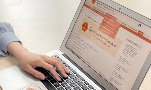 Cắt giảm hoặc không yêu cầu cung cấp thông tin đã có trong các cơ sở dữ liệu để đơn giản hóa thủ tục hành chính