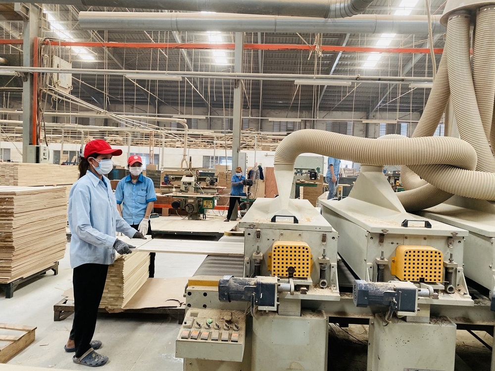 Doanh nghiệp ngành gỗ tại khu vực Bình Dương cũ sẽ cần nhiều nhân sự để chuẩn bị hàng dịp Tết 