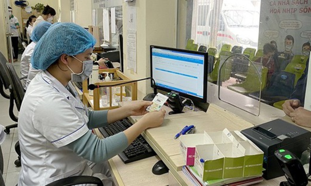Người dân có bảo hiểm y tế chỉ cần mang theo căn cước công dân khi khám chữa bệnh 