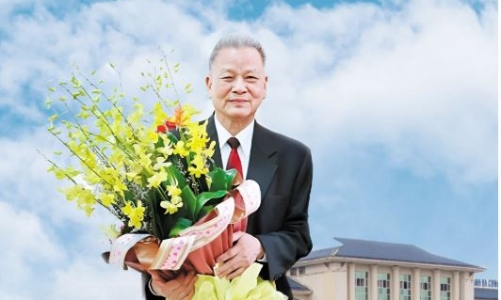 Giáo sư Trần Phương – Người mở ô cửa cho ánh sáng Đổi mới