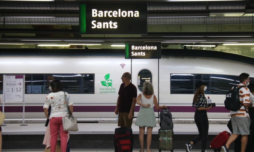 Ga tàu Sants sẽ thân thiện với môi trường hơn sau khi được nâng cấp. Ảnh: Catalan News