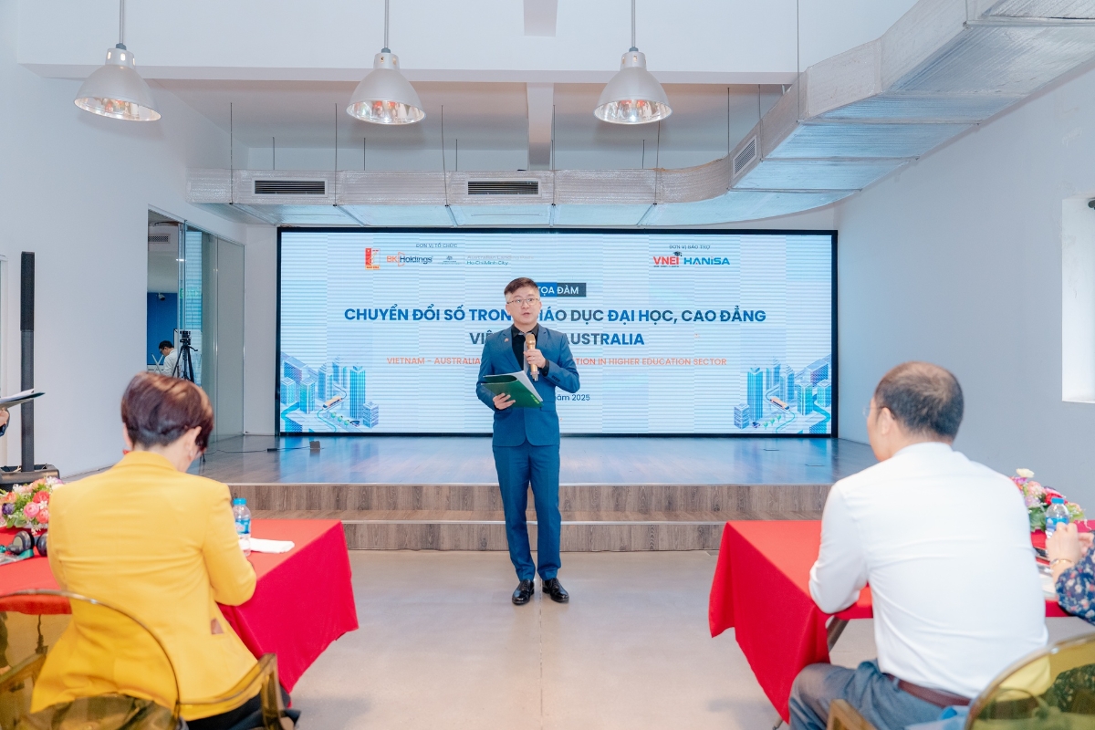 Ông Jonathan Saw, Tham tán Thương mại và Đầu tư Chính phủ Australia