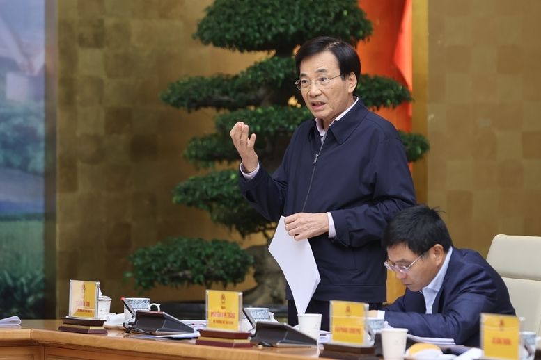 Bộ trưởng, Chủ nhiệm Văn phòng Chính phủ Trần Văn Sơn phát biểu tại phiên họp. Ảnh: VGP/Nhật Bắc