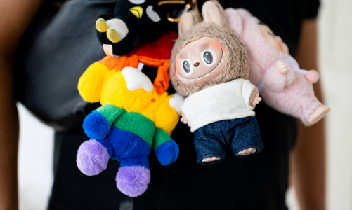 Thế hệ trẻ tìm thấy tiếng nói trong các sản phẩm “xấu lạ”