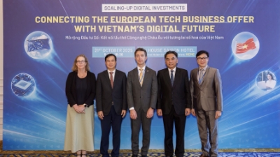 Vietnam, EU pledge to strengthen cooperation in digital sphere