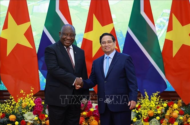 Thủ tướng Phạm Minh Chính hội kiến Tổng thống Nam Phi Matamela Cyril Ramaphosa. Ảnh: TTXVN.