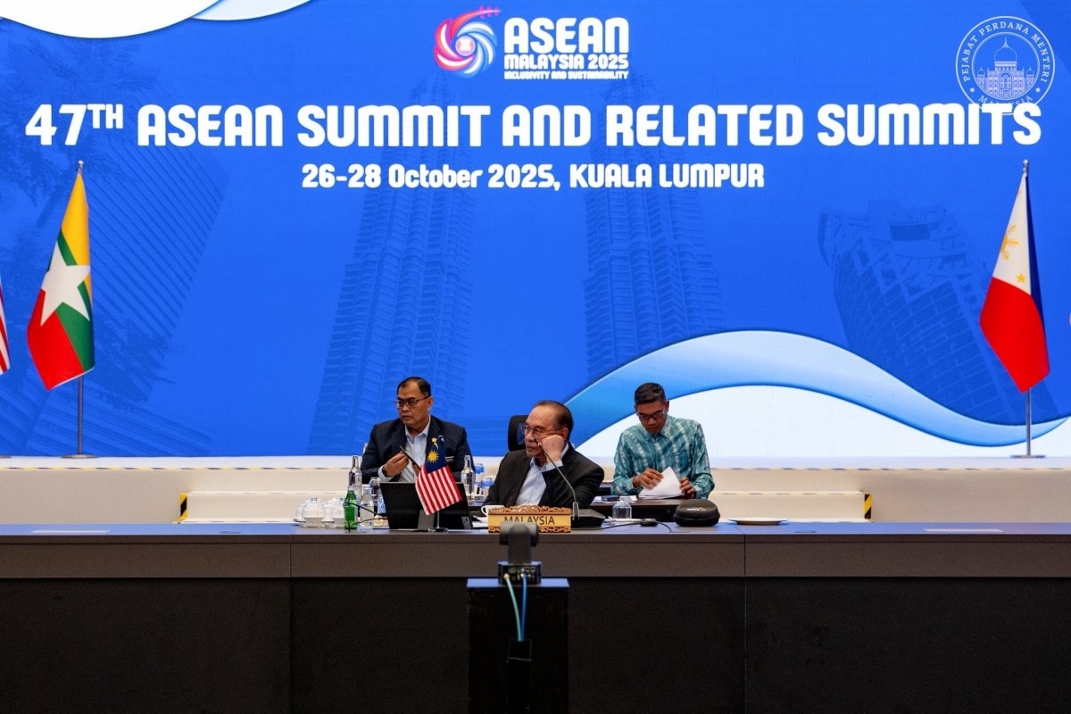 Thủ tướng Malaysia Anwar Ibrahim ngày 13/10 kiểm tra công tác chuẩn bị Hội nghị Cấp cao ASEAN lần thứ 47. Ảnh: Anwar Ibrahim