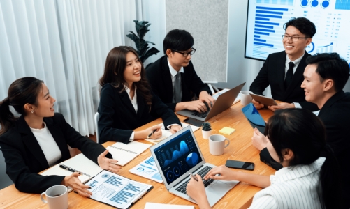 5 dữ liệu cho doanh nghiệp tái định hình phúc lợi và lương thưởng thời AI