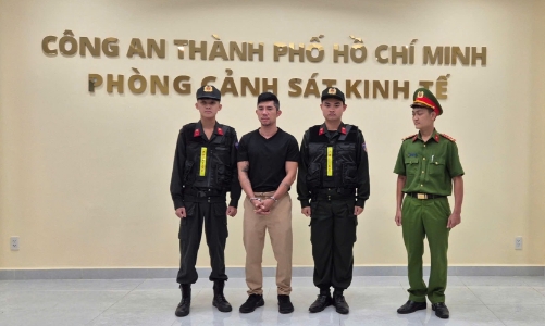 Vụ Ngân 98 sản xuất, buôn bán hàng giả: Bắt thêm ca sĩ Lương Bằng Quang