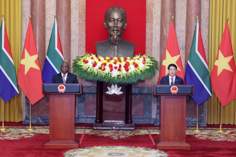 Vietnam, South Africa pledge to deepen their bilateral relations