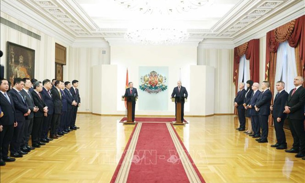 Tổng Bí thư Tô Lâm và Tổng thống Bulgaria Rumen Radev cho biết, Việt Nam - Bulgaria thống nhất thiết lập quan hệ Đối tác Chiến lược. - Ảnh: TTXVN
