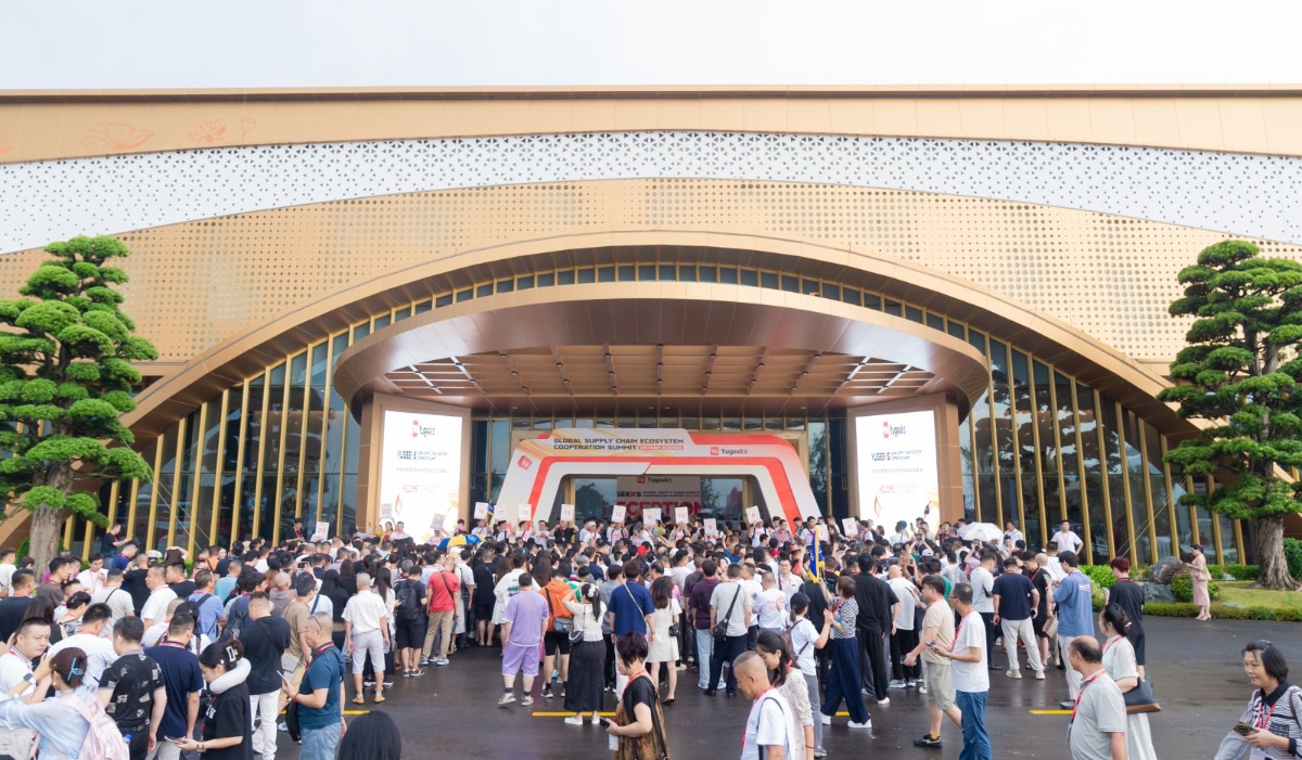 Hà Nội từng đón những đoàn khách MICE lên đến hàng ngàn người từ Trung Quốc tới tham quan và công tác.