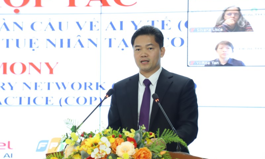 Thứ trưởng Thường trực Bộ Y tế Vũ Mạnh Hà nhấn mạnh Bộ Y tế cam kết xây dựng hành lang pháp lý minh bạch về AI y tế. Ảnh: MOH. 